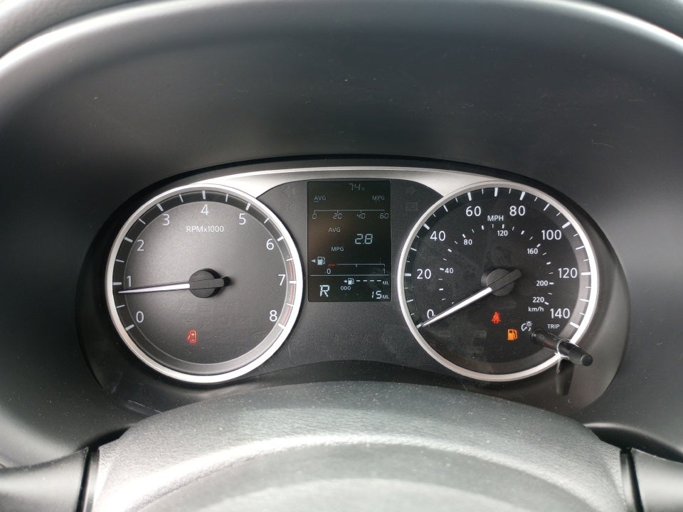 2025 Nissan Kicks SR FWD