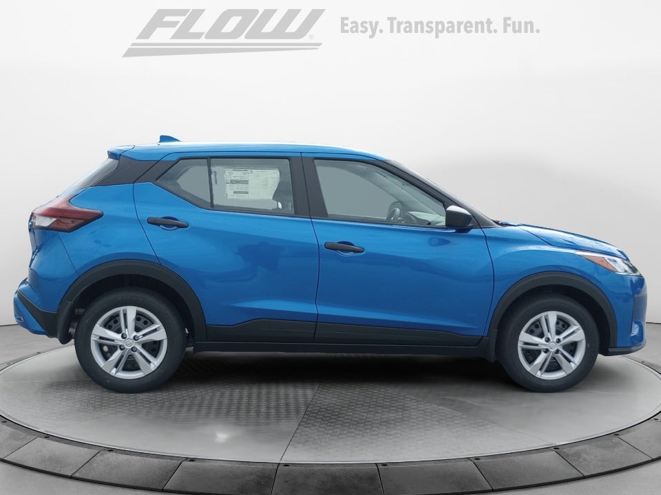 2025 Nissan Kicks SR FWD