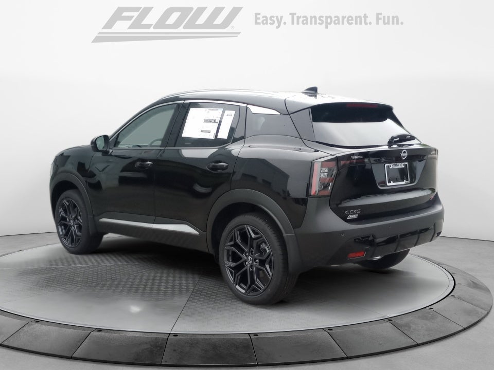 2025 Nissan Kicks SR FWD