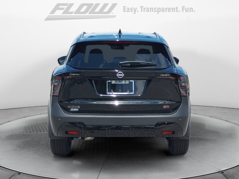 2025 Nissan Kicks SR FWD