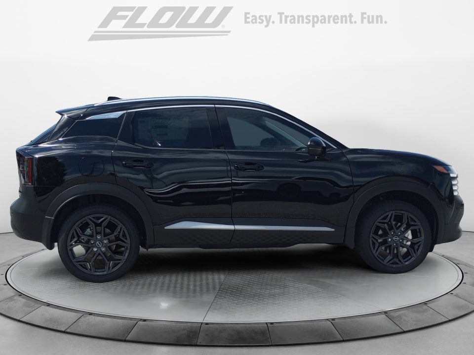 2025 Nissan Kicks SR FWD