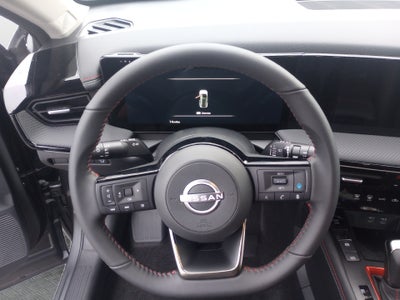 2025 Nissan Kicks SR FWD