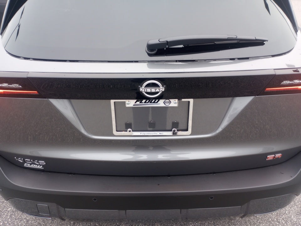 2025 Nissan Kicks SR FWD