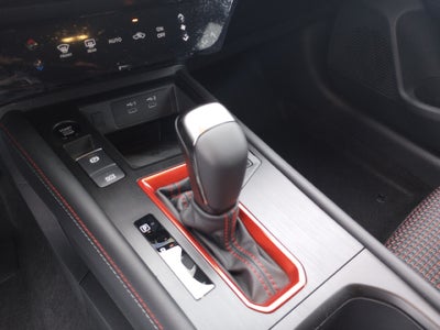 2025 Nissan Kicks SR FWD