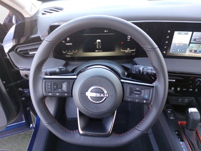 2025 Nissan Kicks SR FWD