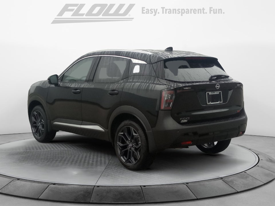 2025 Nissan Kicks SR FWD