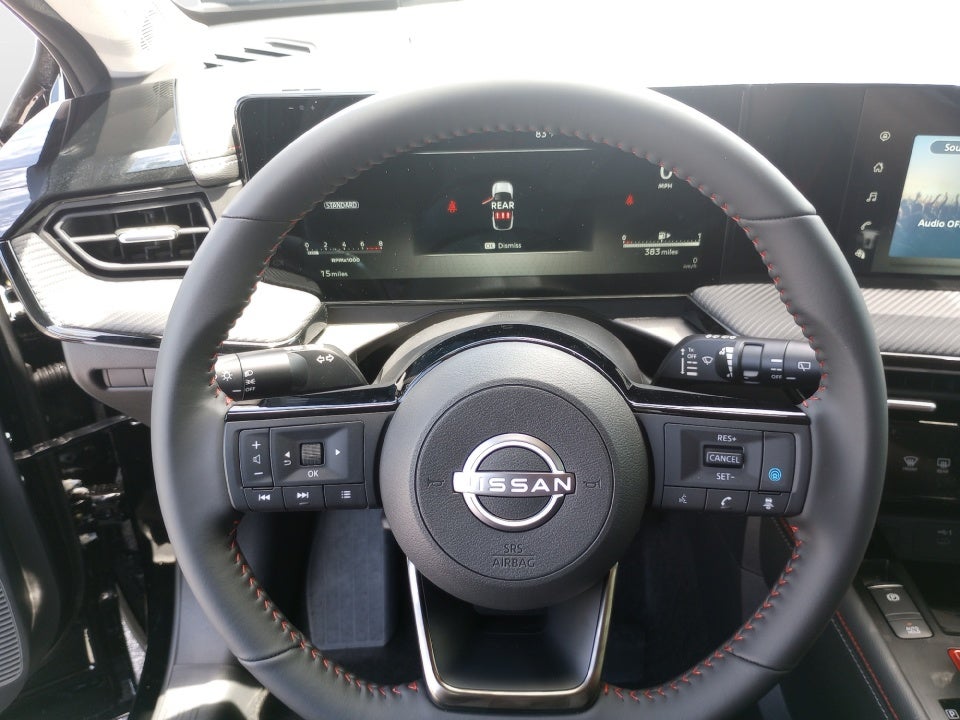 2025 Nissan Kicks SR FWD