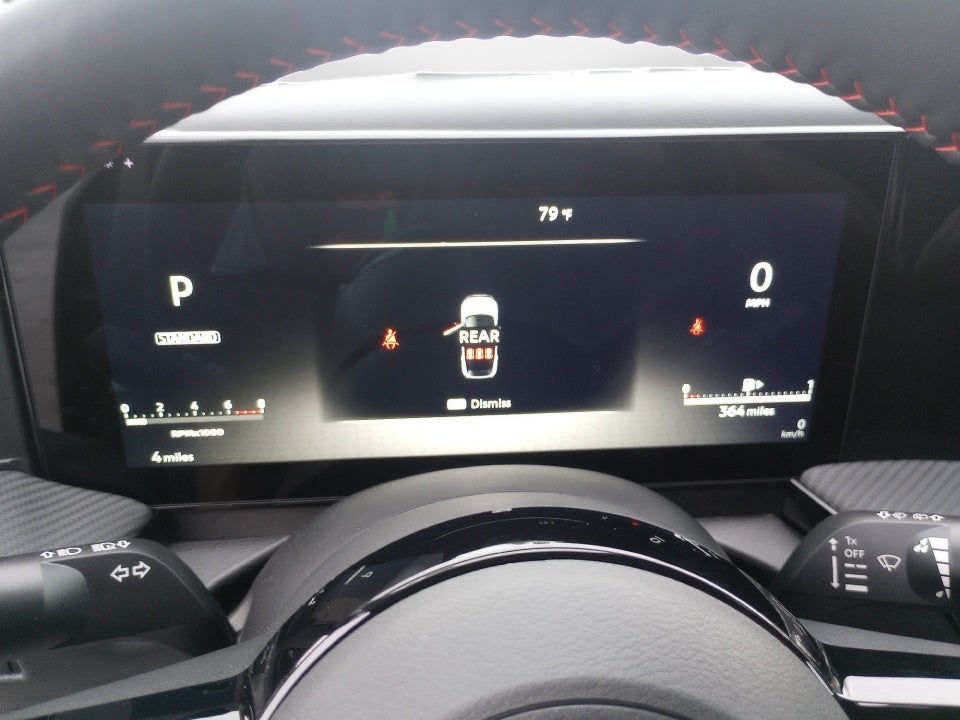 2025 Nissan Kicks SR FWD