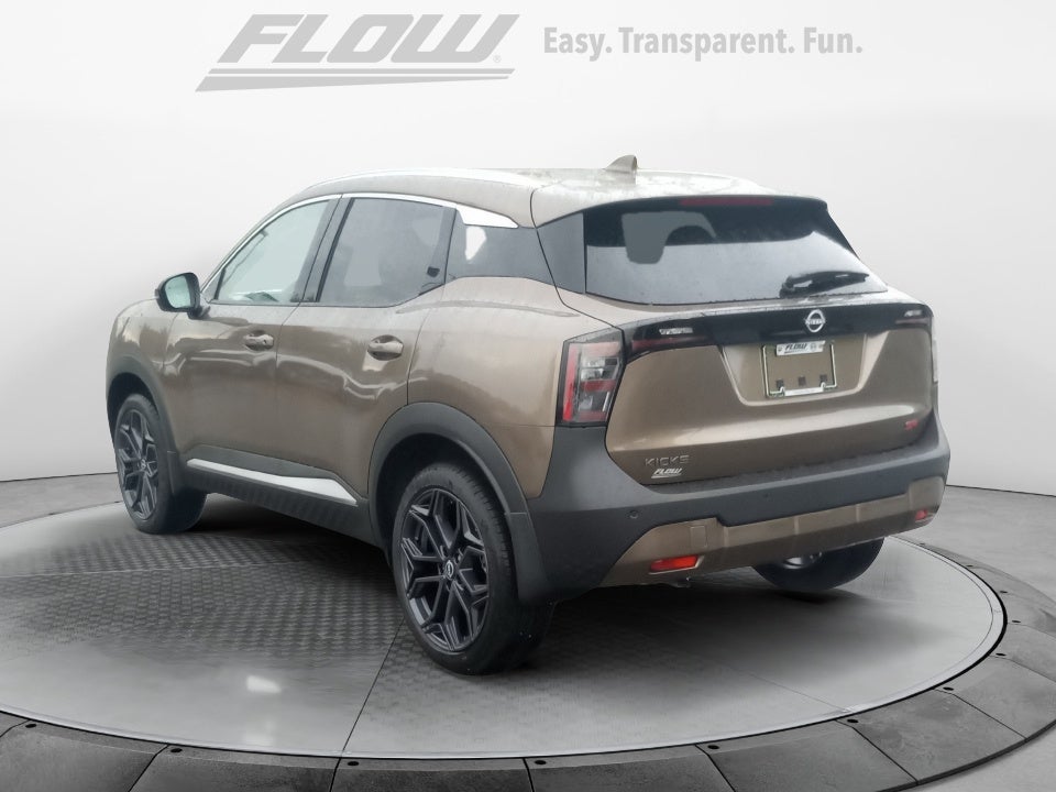 2025 Nissan Kicks SR FWD