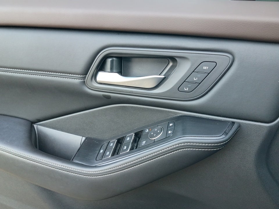 2023 Nissan Rogue SL Intelligent AWD