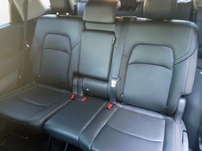 2023 Nissan Pathfinder SL FWD