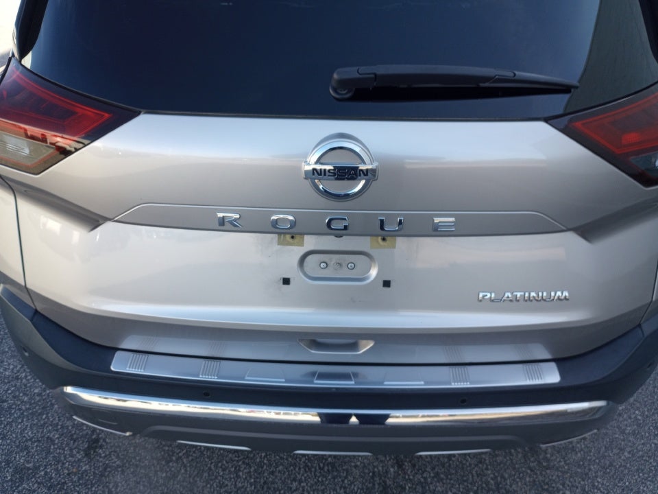 2021 Nissan Rogue Platinum FWD