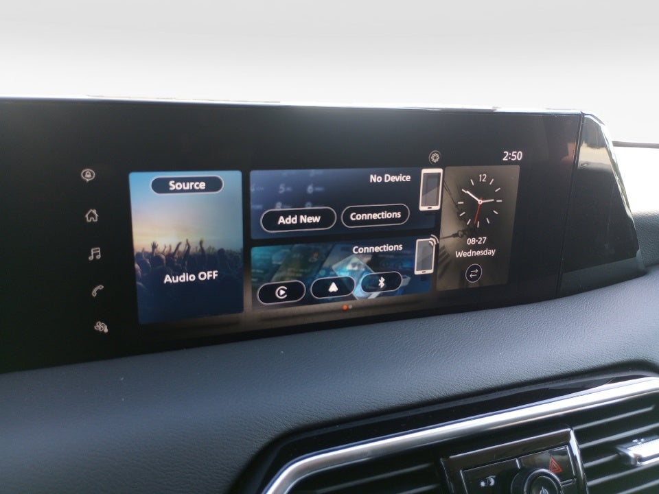 2025 Nissan Armada SV 4WD