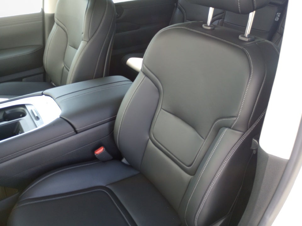 2025 Nissan Armada SV 4WD