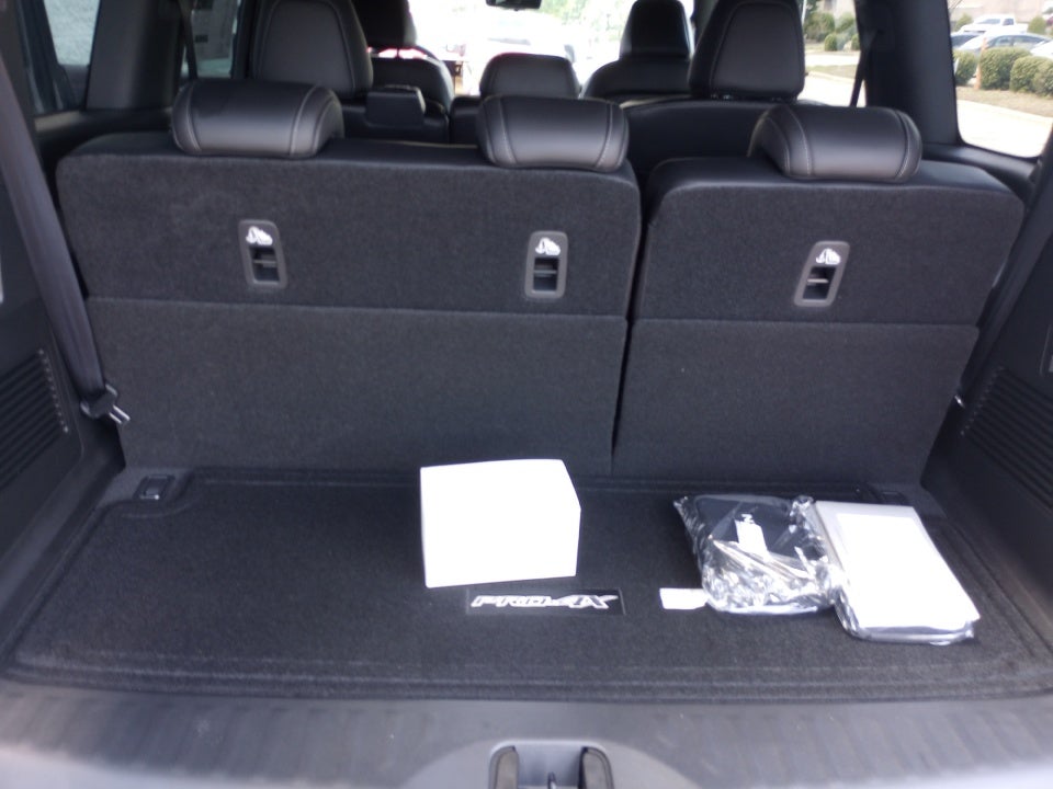 2025 Nissan Armada PRO-4X 4WD