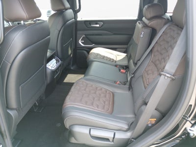 2025 Nissan Armada Platinum 4WD