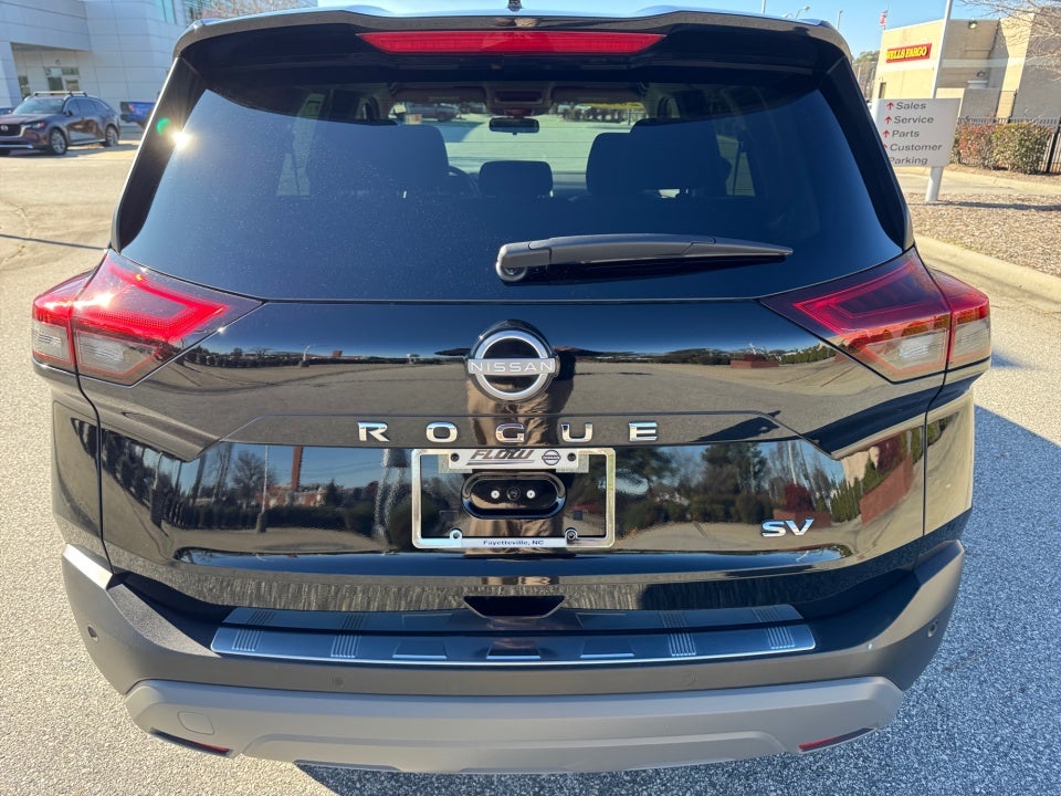 2023 Nissan Rogue SV FWD