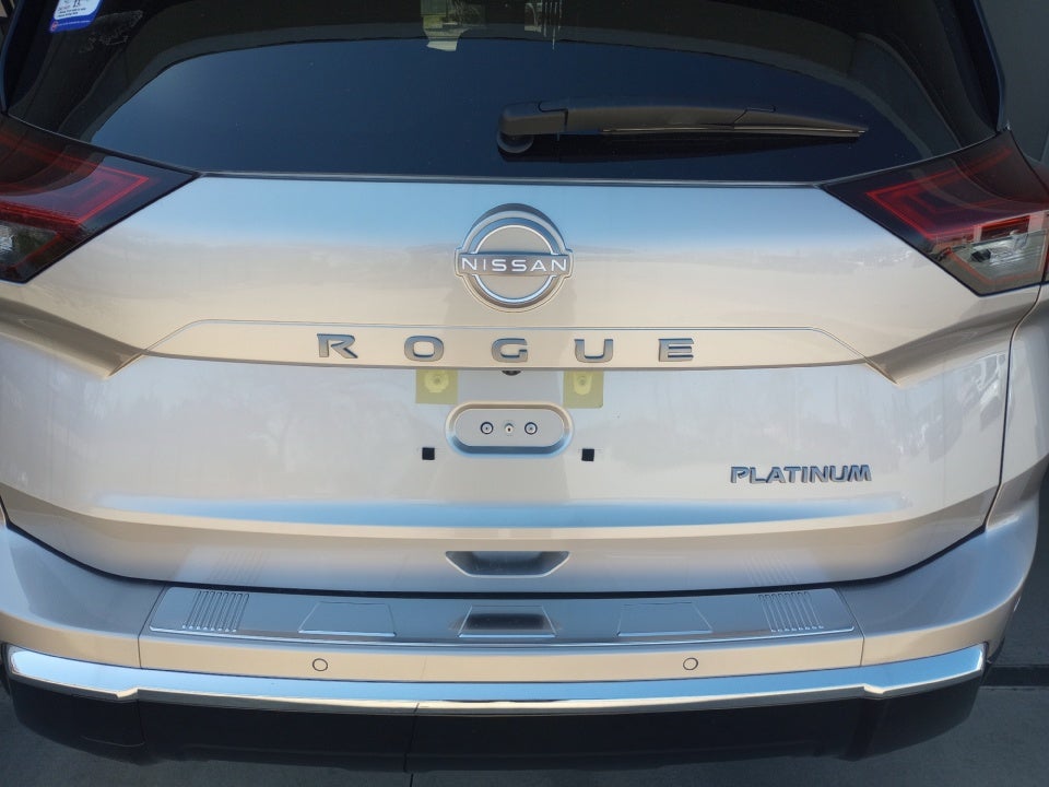 2024 Nissan Rogue Platinum FWD