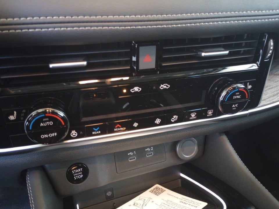 2024 Nissan Rogue Platinum FWD