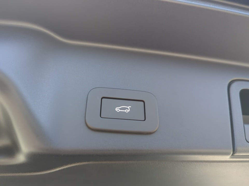 2026 Land Rover Range Rover Evoque Core S