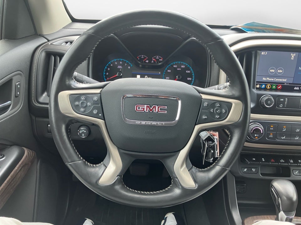 2022 GMC Canyon 4WD Crew Cab Short Box Denali