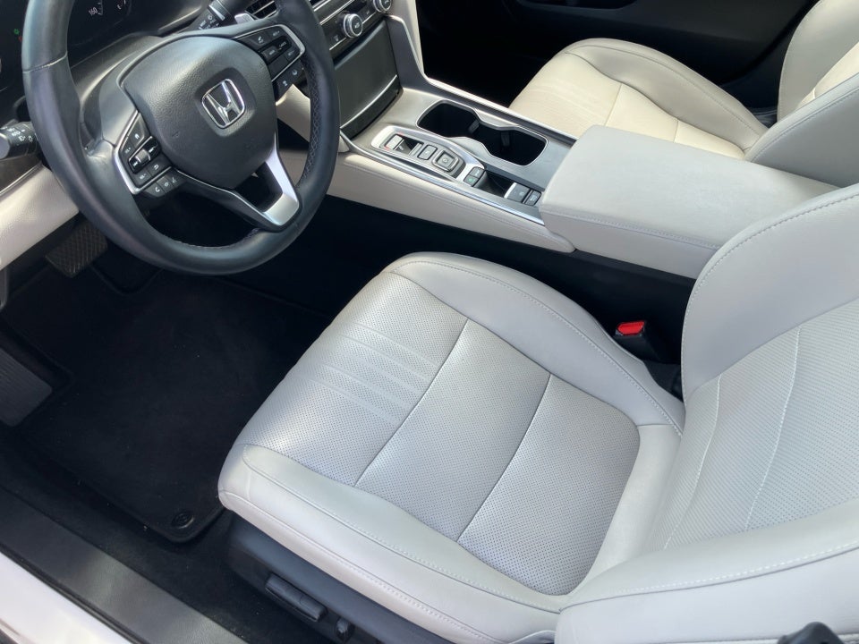 2019 Honda Accord Touring 2.0T