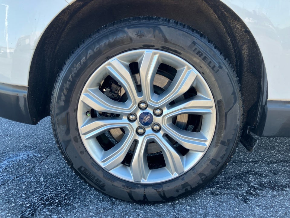 2021 Ford Edge Titanium
