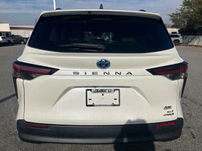 2021 Toyota Sienna XLE