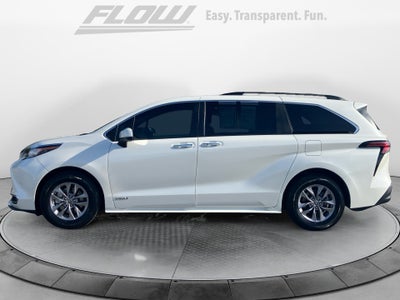 2021 Toyota Sienna XLE