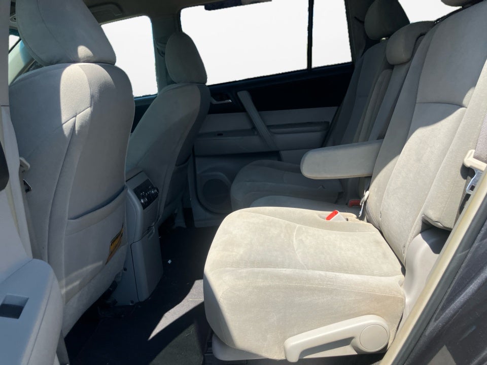 2013 Toyota Highlander Plus