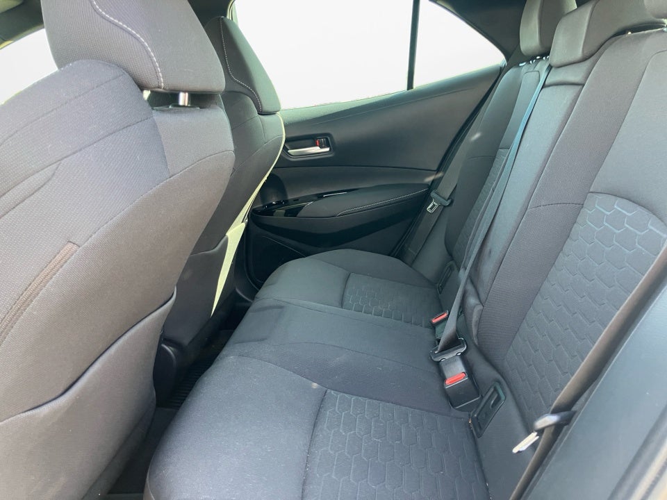 2023 Toyota Corolla Hatchback SE