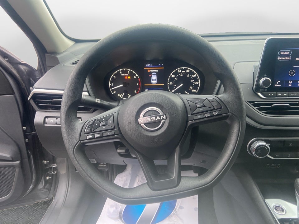 2025 Nissan Altima S FWD