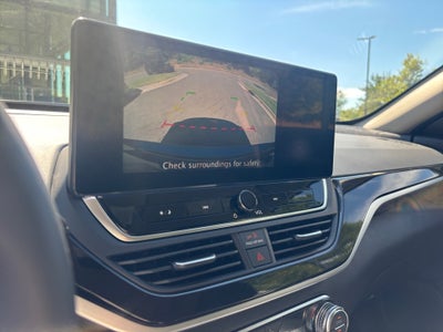 2025 Nissan Altima SR FWD