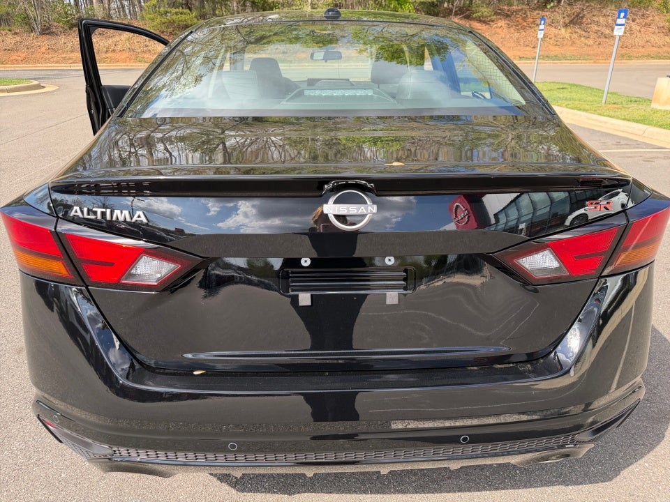 2026 Nissan Altima SR FWD