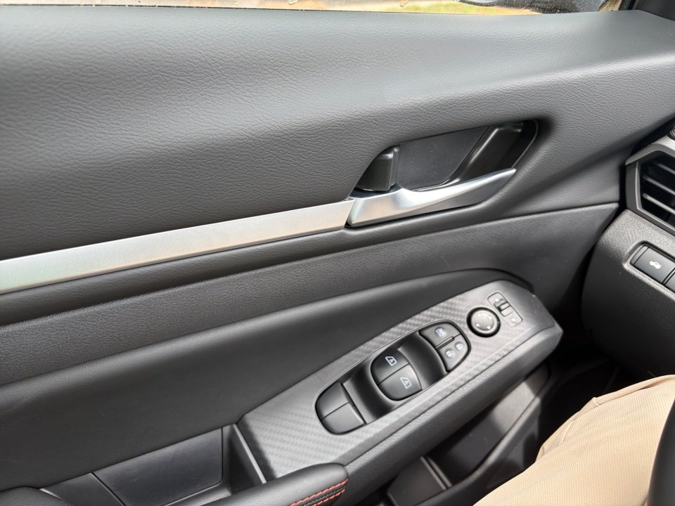2026 Nissan Altima SR FWD
