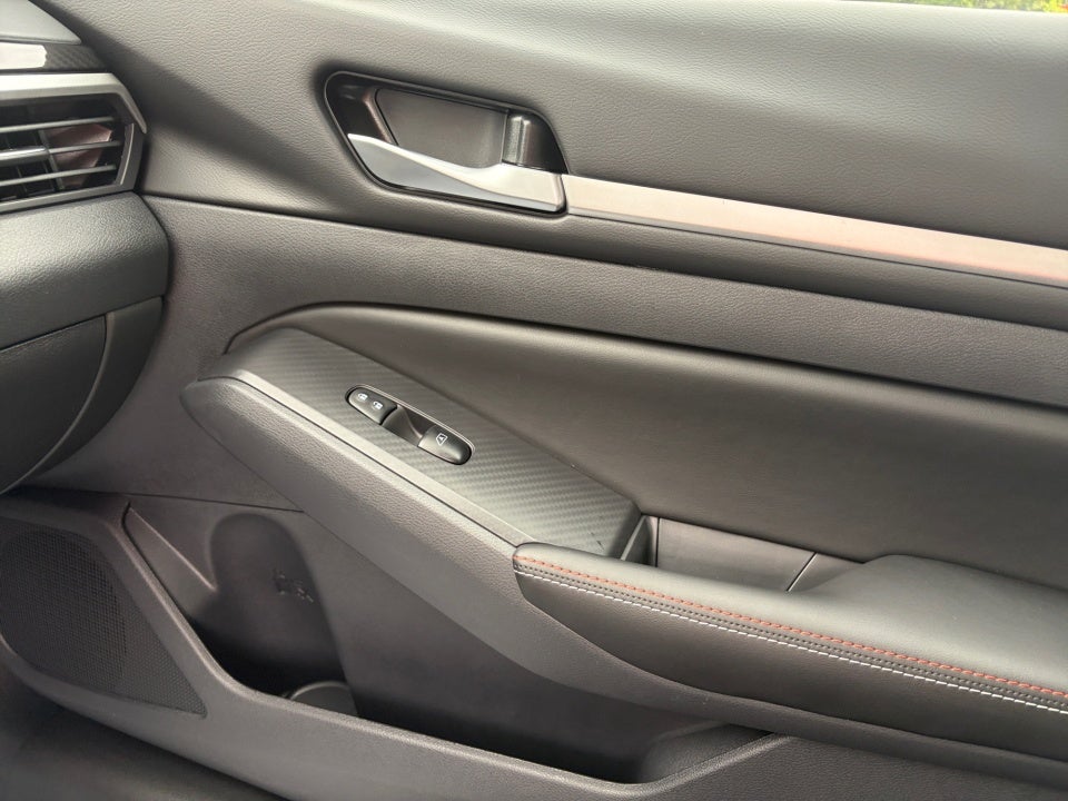 2026 Nissan Altima SR FWD