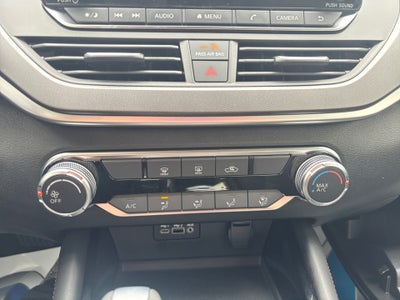 2025 Nissan Altima SR FWD