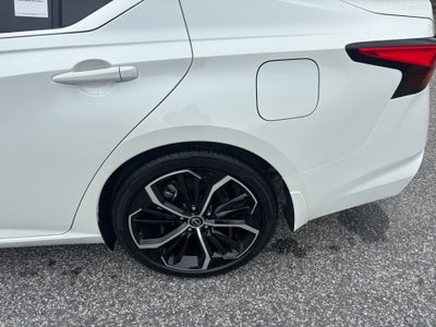 2025 Nissan Altima SR FWD