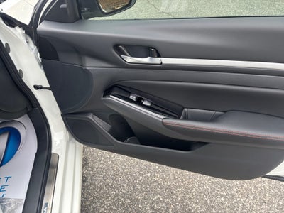 2025 Nissan Altima SR FWD