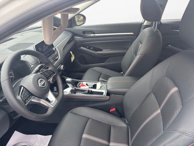 2025 Nissan Altima SR FWD