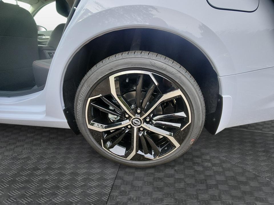 2026 Nissan Altima SR