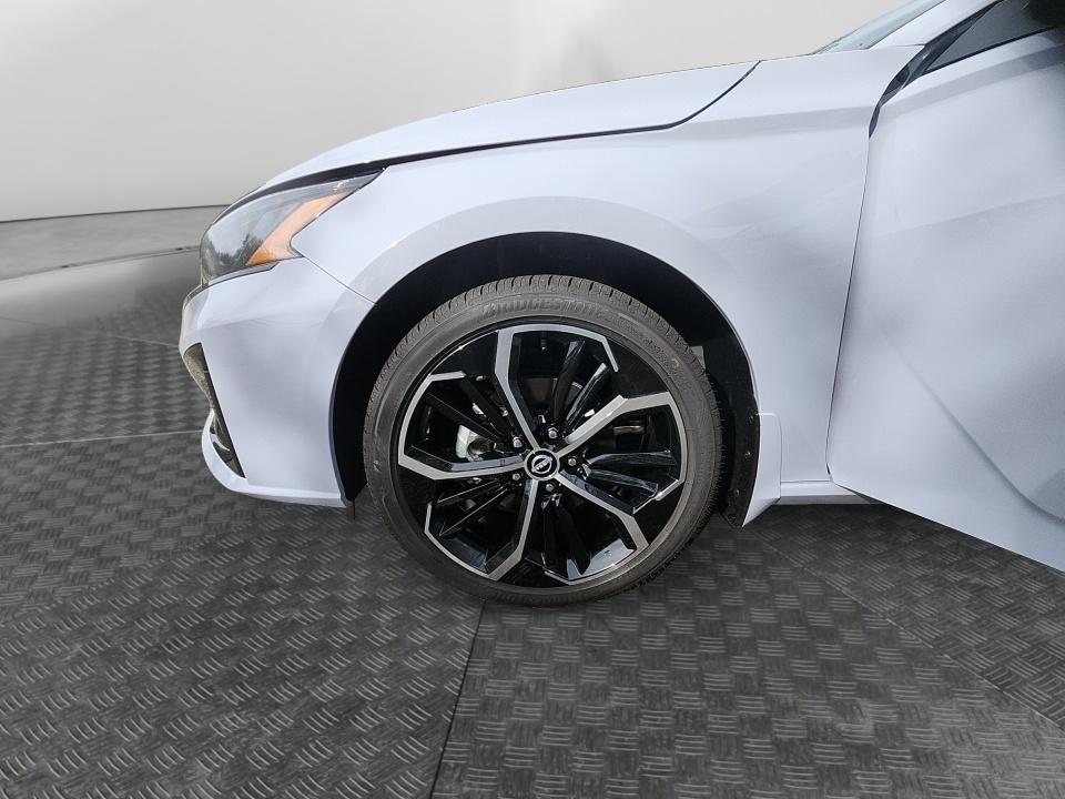 2026 Nissan Altima SR