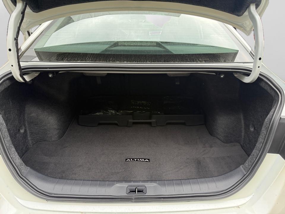 2026 Nissan Altima SR