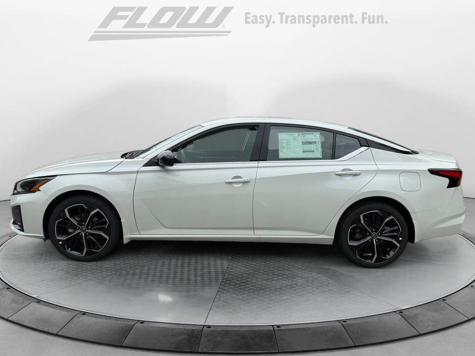 2026 Nissan Altima SR