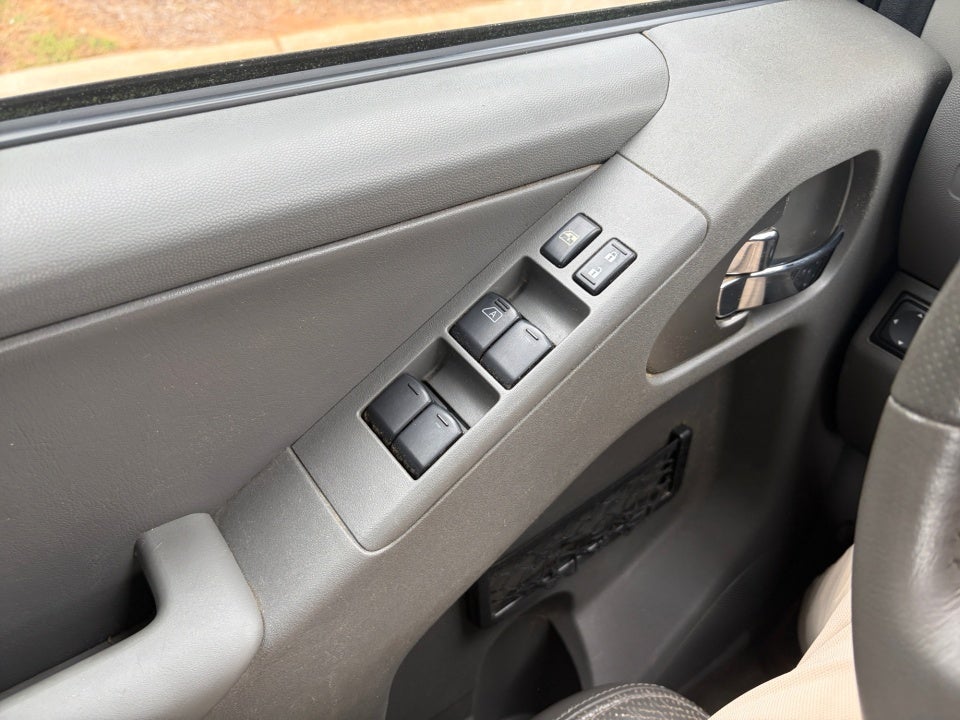 2016 Nissan Frontier SL