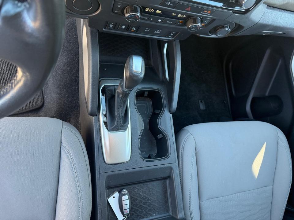 2024 Nissan Frontier SV