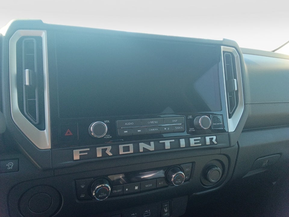 2026 Nissan Frontier Crew Cab SV 4x2