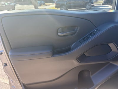 2026 Nissan Frontier Crew Cab SV 4x2