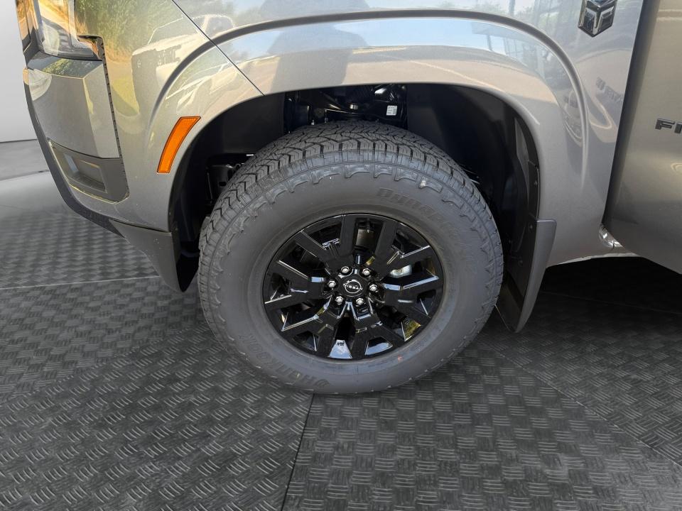 2027 Nissan Frontier SV