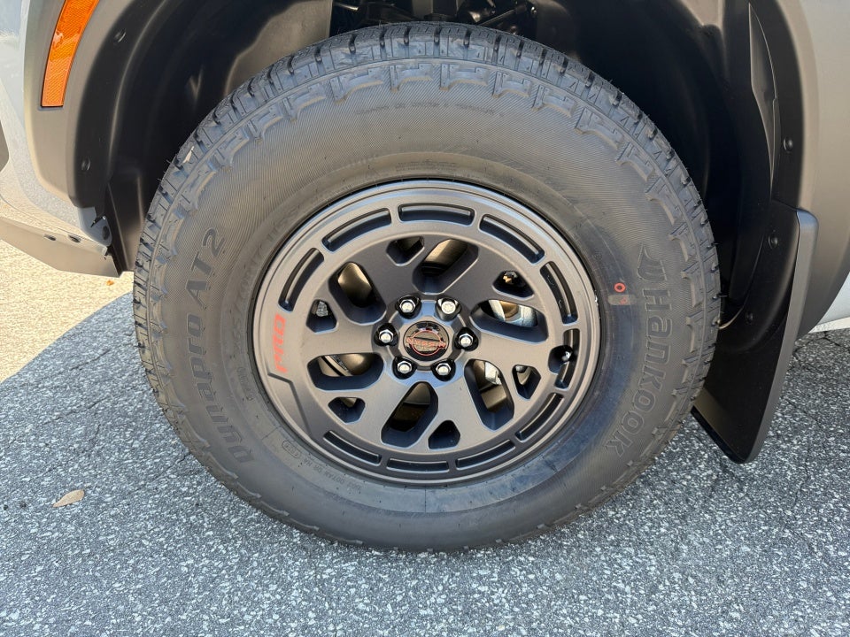 2025 Nissan Frontier Crew Cab PRO-4X 4x4